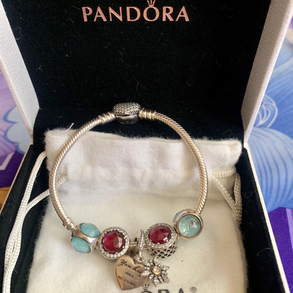 🔥🔥 pandora bracelet 🔥🔥